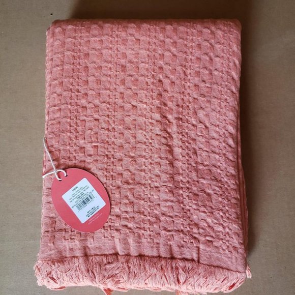 Opalhouse Bedding New Oversized Waffle Weave Bed Throw Pink